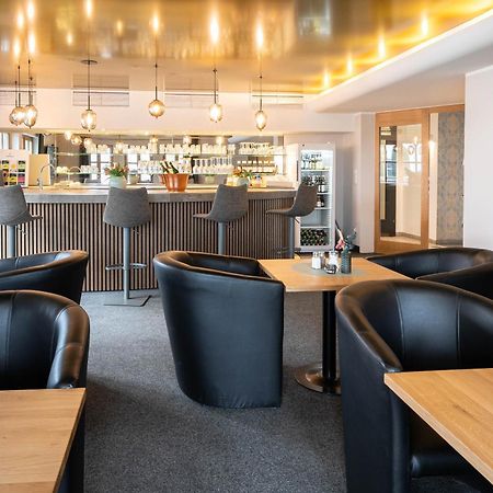 Sopherl Am See - Fruehstueck Auf Der Seeterrasse, Sehr Ruhig Und Wunderschoen Am See, 3 Minuten Nach Oberpfaffenhofen, Viele Radtouren, Restaurants & Cafes In Der Umgebung Weßling المظهر الخارجي الصورة