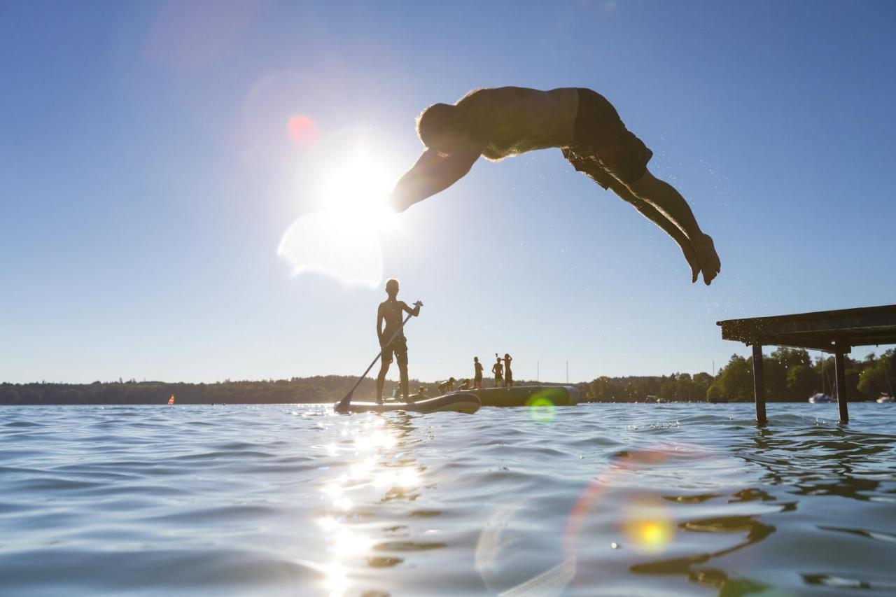 Sopherl Am See - Fruehstueck Auf Der Seeterrasse, Sehr Ruhig Und Wunderschoen Am See, 3 Minuten Nach Oberpfaffenhofen, Viele Radtouren, Restaurants & Cafes In Der Umgebung Weßling المظهر الخارجي الصورة