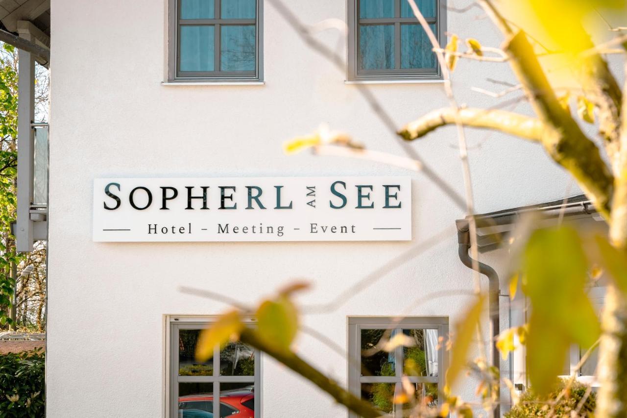 Sopherl Am See - Fruehstueck Auf Der Seeterrasse, Sehr Ruhig Und Wunderschoen Am See, 3 Minuten Nach Oberpfaffenhofen, Viele Radtouren, Restaurants & Cafes In Der Umgebung Weßling المظهر الخارجي الصورة