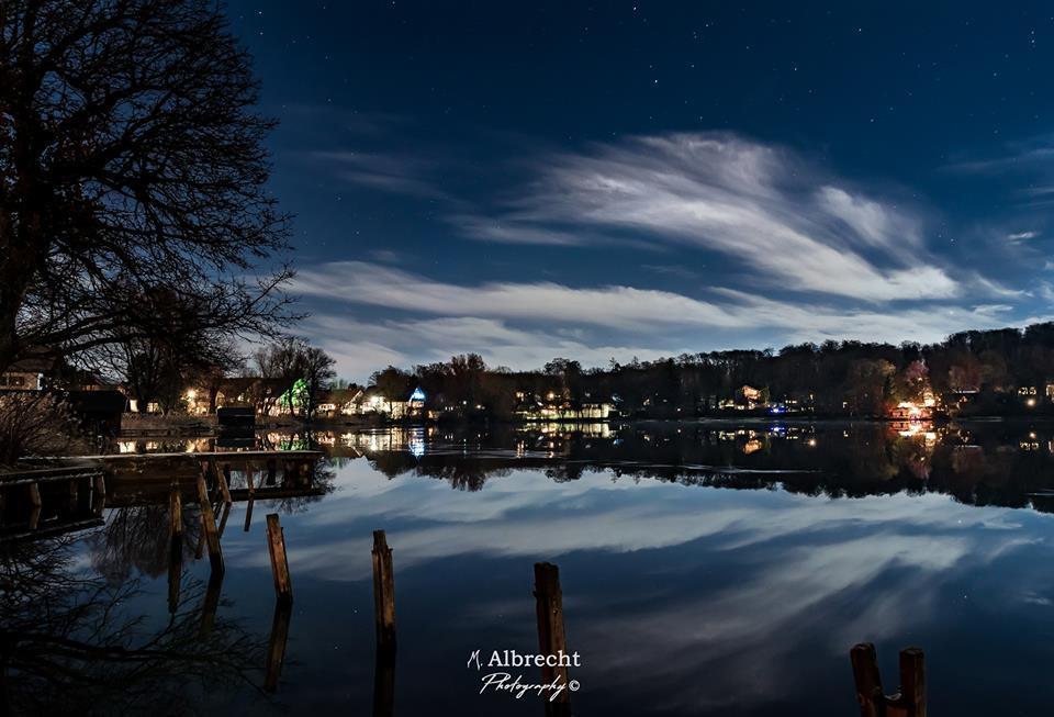 Sopherl Am See - Fruehstueck Auf Der Seeterrasse, Sehr Ruhig Und Wunderschoen Am See, 3 Minuten Nach Oberpfaffenhofen, Viele Radtouren, Restaurants & Cafes In Der Umgebung Weßling المظهر الخارجي الصورة