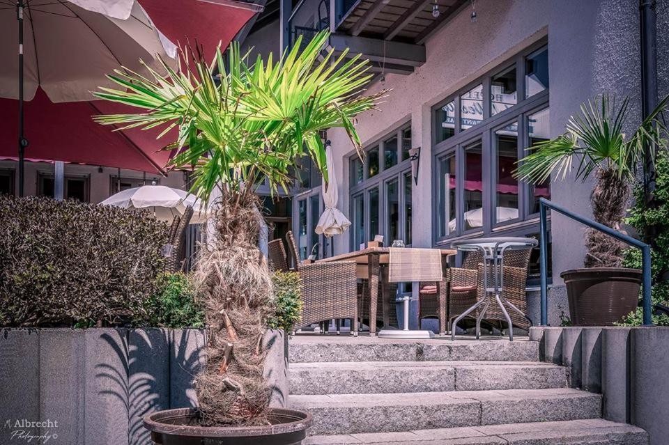 Sopherl Am See - Fruehstueck Auf Der Seeterrasse, Sehr Ruhig Und Wunderschoen Am See, 3 Minuten Nach Oberpfaffenhofen, Viele Radtouren, Restaurants & Cafes In Der Umgebung Weßling المظهر الخارجي الصورة